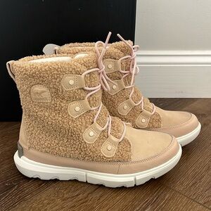 NIB Sorel Explorer II Joan Cozy Boot 💕